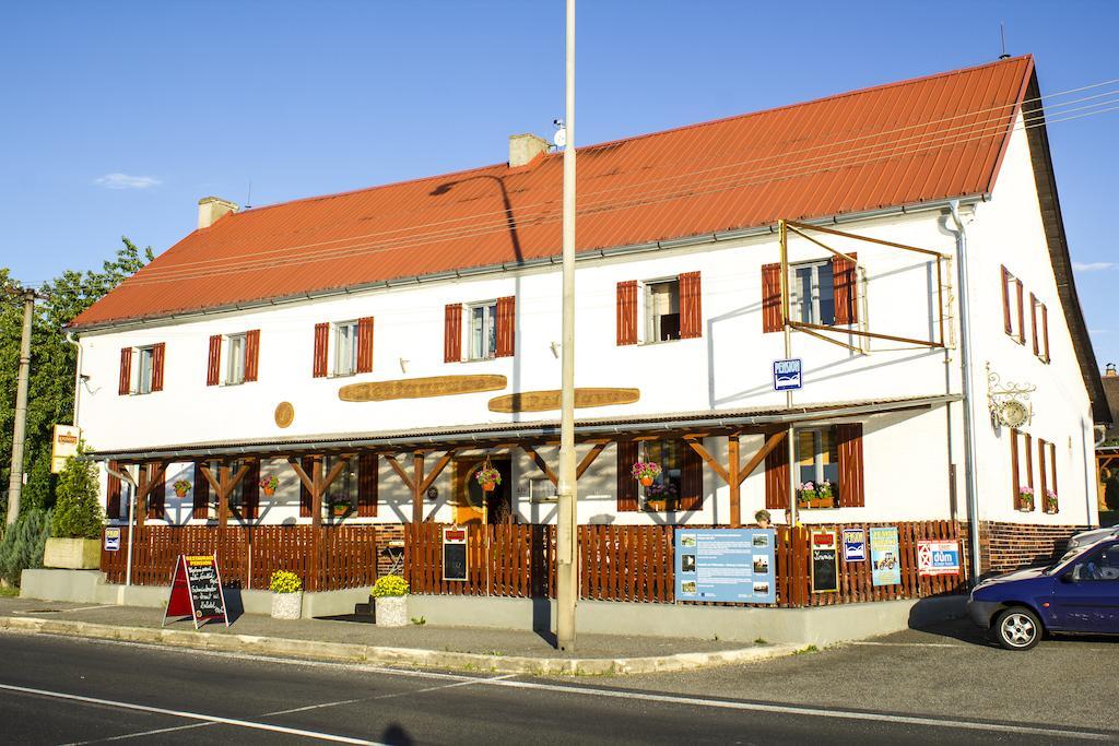 Pension U Pristavu Pomezi nad Ohri Extérieur photo